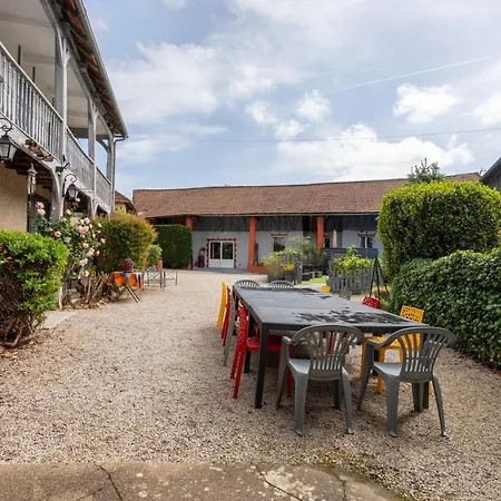 Domaine Des Mousquetaires بيت للعطل